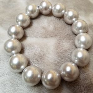 Imitation Pearl Bracelet
